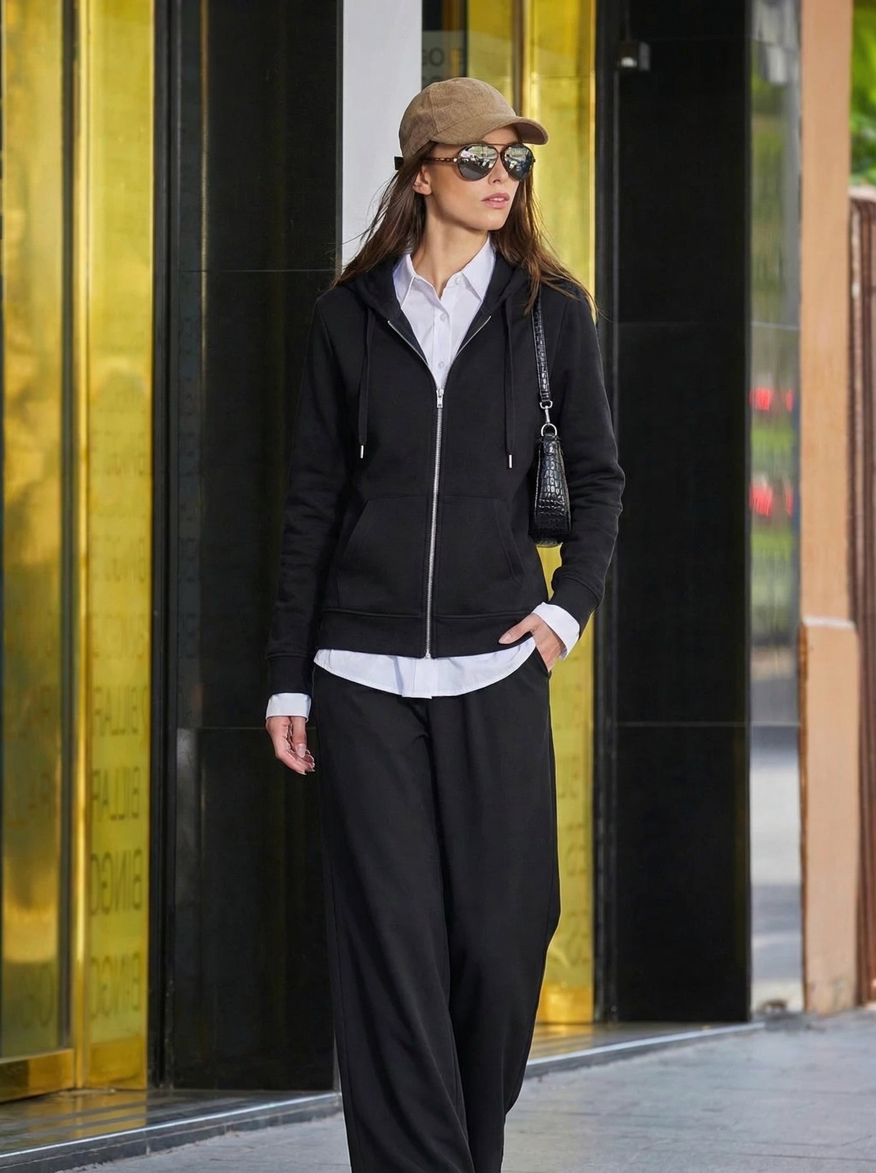 Landeshauptstadt Wiesbaden Ausbildungsleitung Women Organic Regular Zip Hoodie (B&C)